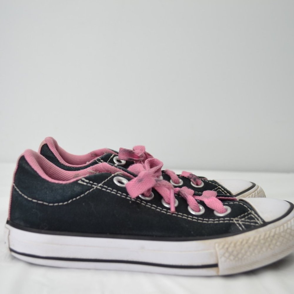 Converse Chuck Taylor Street Ox Sneakers, Black Pink, Youth Girls 12